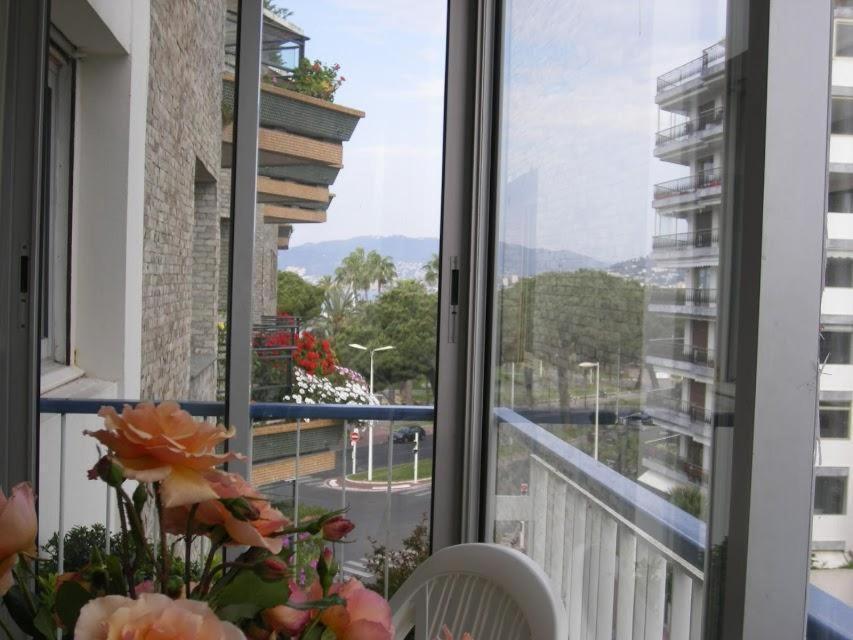 Karolina Properties - Appartement Commodore Croisette Канны Номер фото